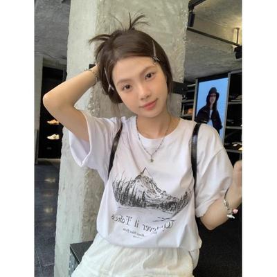 Üst Kıyafetler – T-shirtler