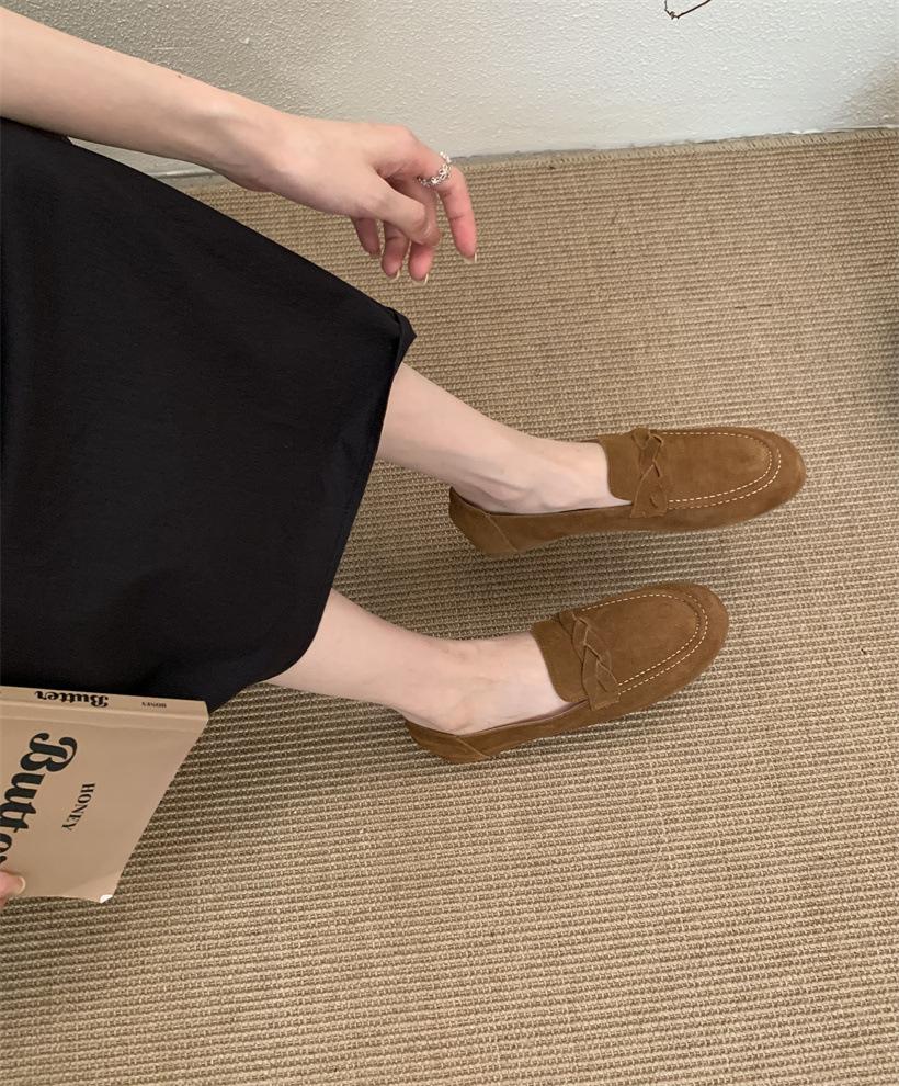 Loafers 2025 Spring and Autumn New Commuter Women's Shoes Soft Soles Are Not Tired Feet Round Head Low Heel Soft Surface Doudou Shoes