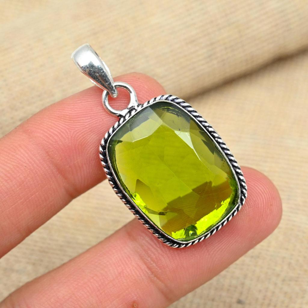 AAA+ Peridot Gemstone 925 Sterling Silver Jewelry Handmade Pendant For Her