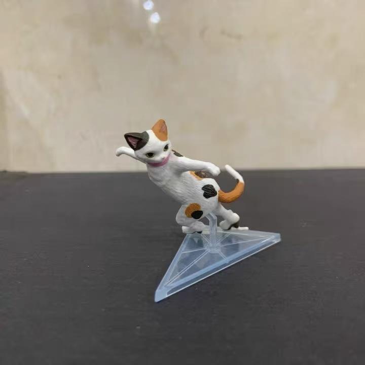 Skating Cat Gashapon Toys Grey Orange Calico Creative Lovely Figure Model Decoration Ornaments Cat Toys