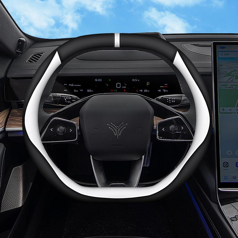 Nezha S Shooting Brake Ultra-thin Steering Wheel Cover: All-Season, Electric Car Compatible, Extended Range.