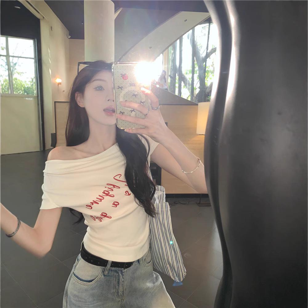 Women's 2025 One-Shoulder Short-Sleeve Letter Print Slim T-Shirt – Versatile Hot Girl Summer Top