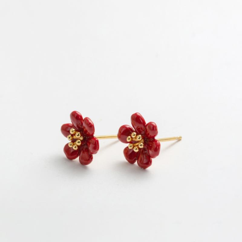 TATIANA CAMELLIA FLOWER EARRING EC1400