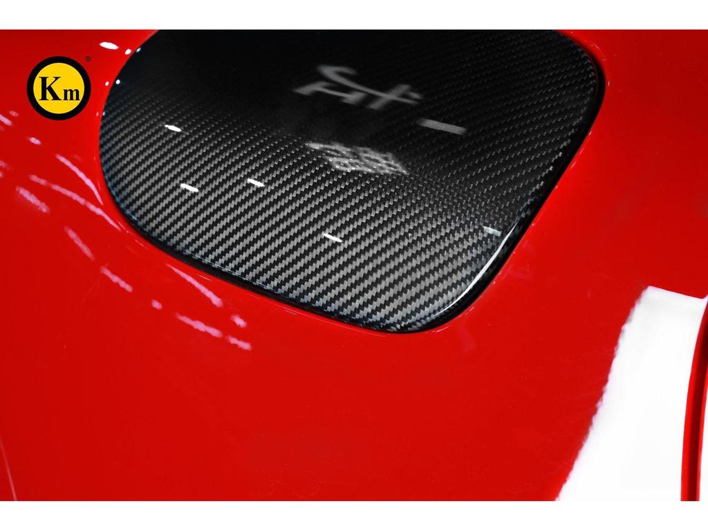 Carbon Fiber Fuel Tank Cap - 2017-2023 Panamera 971 Dry Carbon Sticker