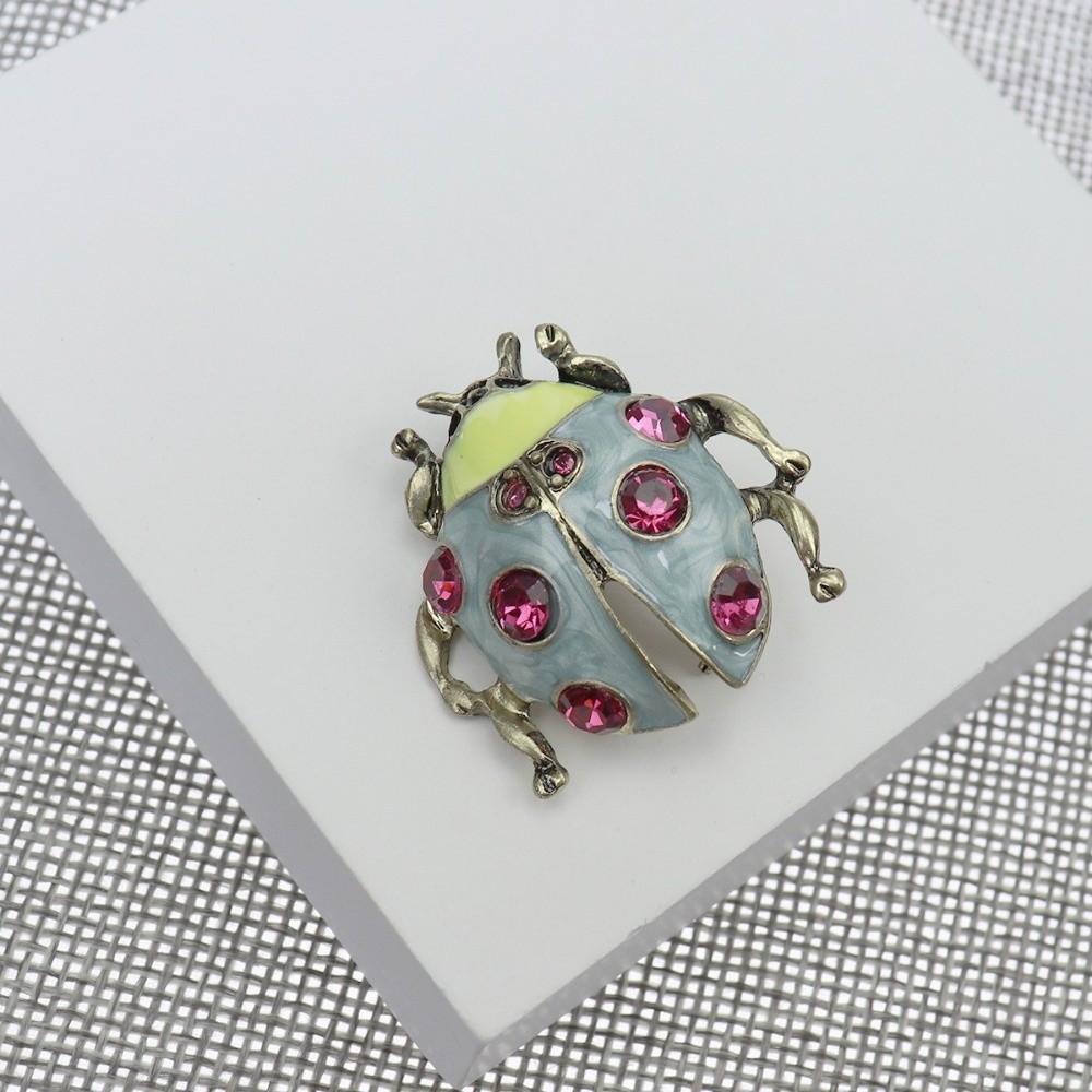 Light Luxury Beetle Brooch Pins Metal Jewelry Accessories Delicate Insect Brooches  Gifts
