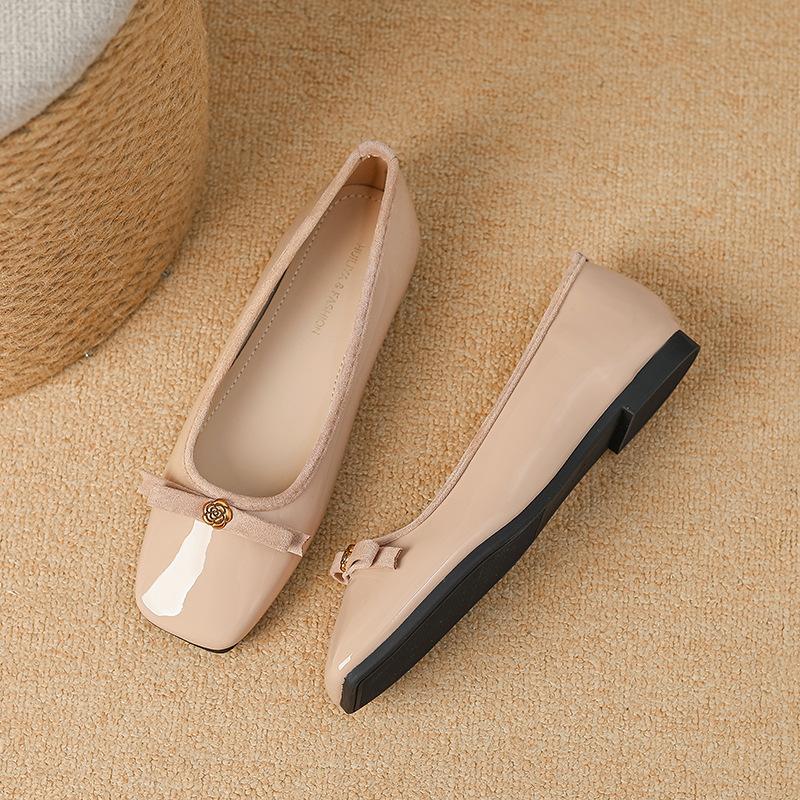 

W712-18 French autumn 2025 new retro square head camellia bow small fragrant Mary Jane single shoes 40 розовый
