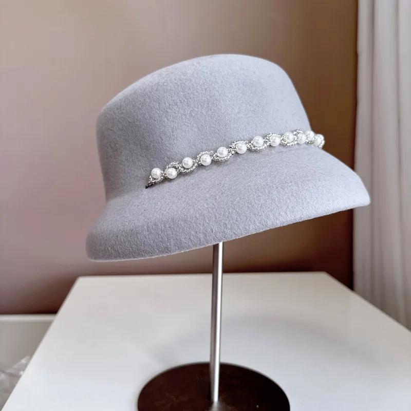 Delicate and elegant French small fragrance lampshade hat Fashion shining pearl chain basin hat women's banquet top hat