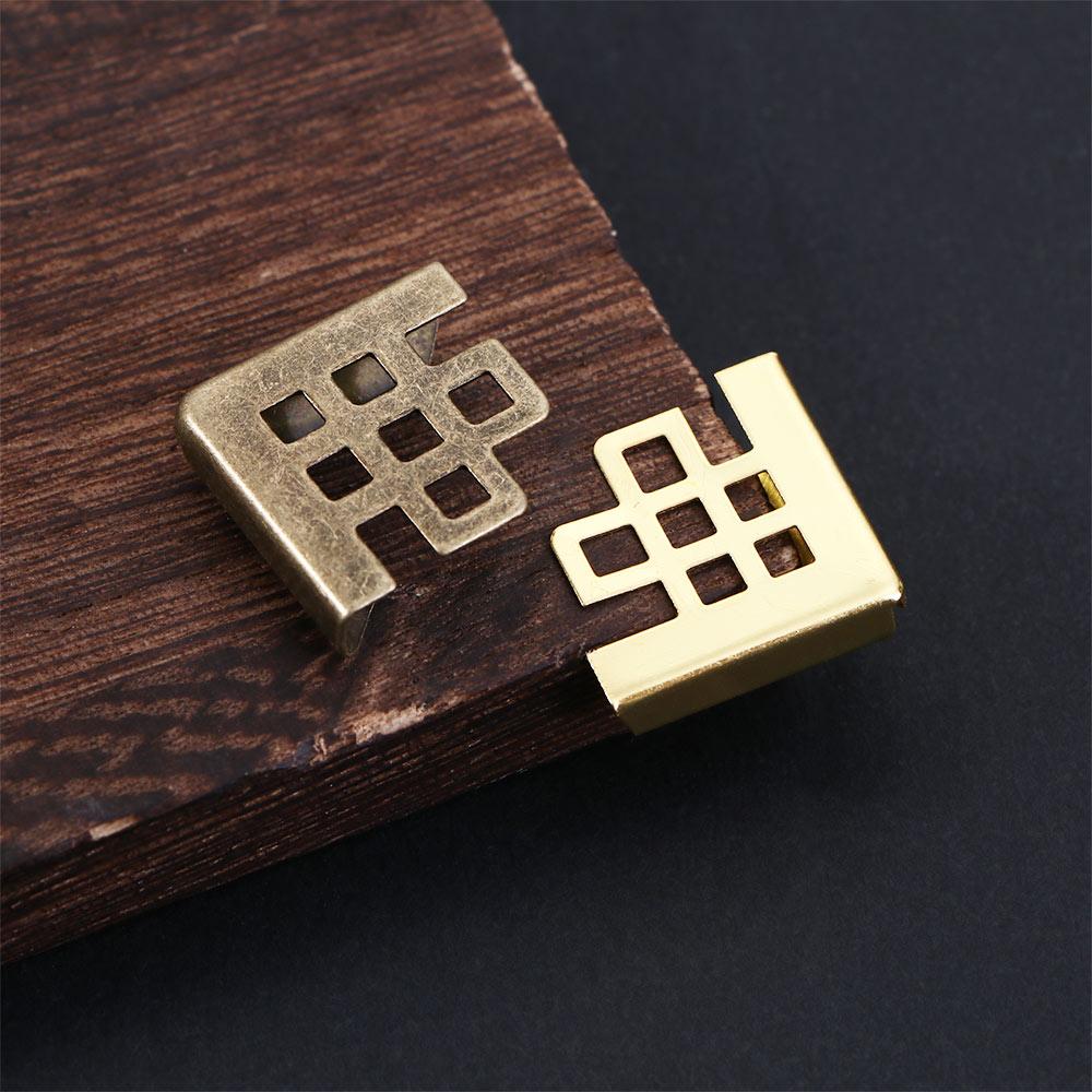 50Pcs Menus Corner Decorative Protectors Photo Frame Scrapbooking Albums Embellishment Corner Protector Brackets 16*16mm