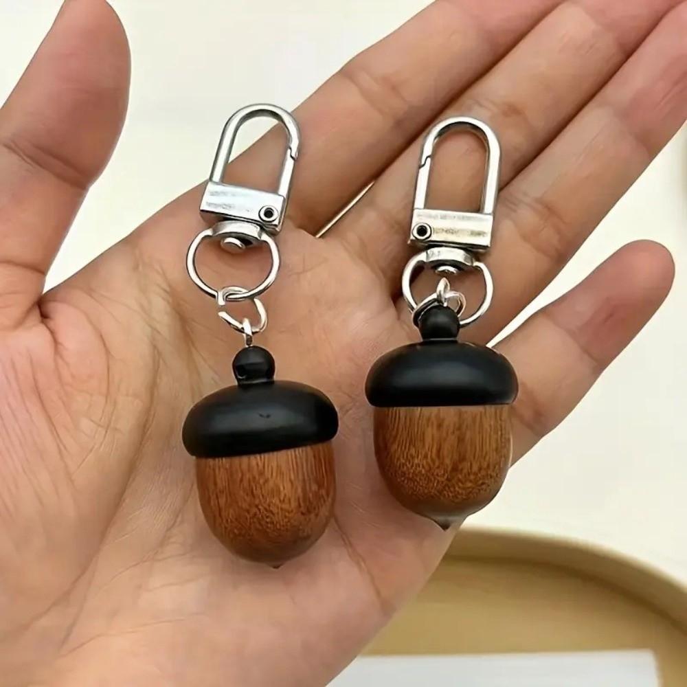 Simulation Acorn Bag Pendant Small Item Storage Metal Keychain Portable Acorn Keychain Gift Giving