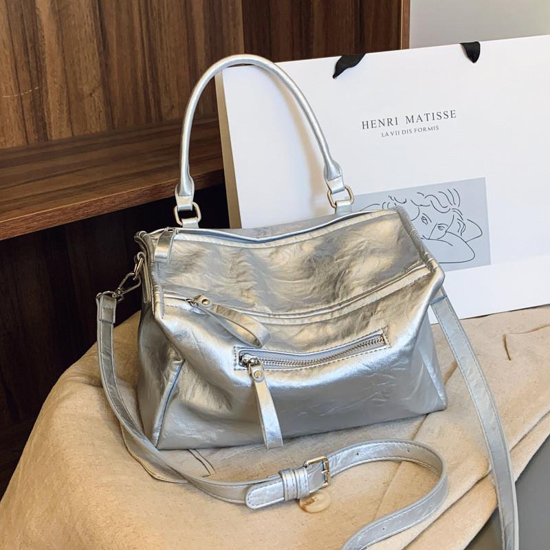 Minimalist Pu Women Shoulder Bag With Stitch Detail For Urban Style