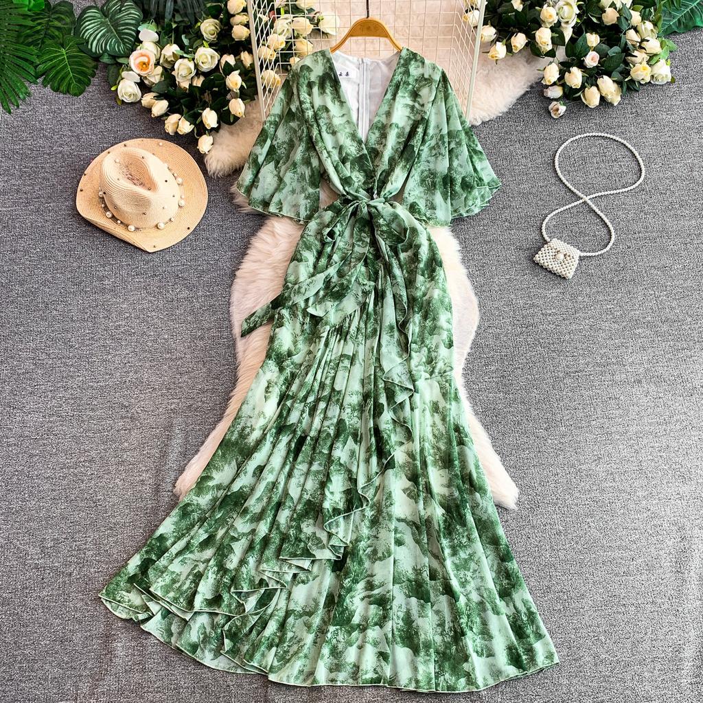 French light luxury elegant flared sleeve V-neck dress women's summer style romantic high-end printed dress
