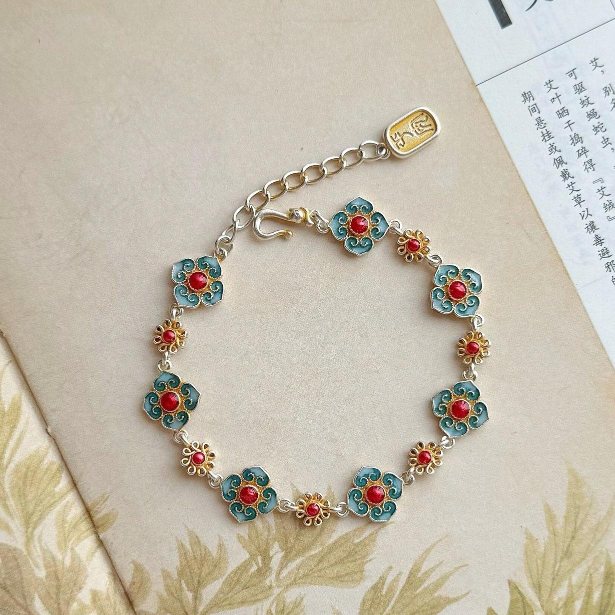 New Chinese style gold-painted four-leaf clover antique-style bracelet gift