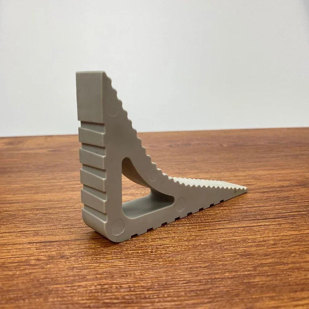 

Безопасный треугольный дверной стопор, креативный резиновый блок-клин, дверные стопоры для дома и офиса, защита от столкновений, задние стопоры для двери серый