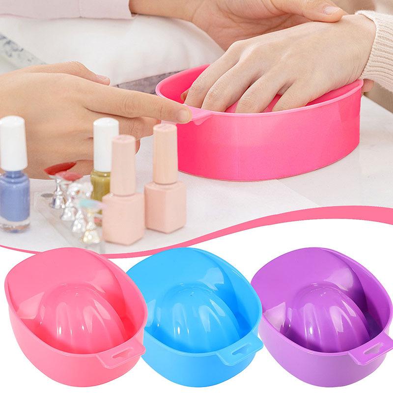 Nail Art Kit: Double-Layer Soak Bowl & Cuticle Softener in Random Colors