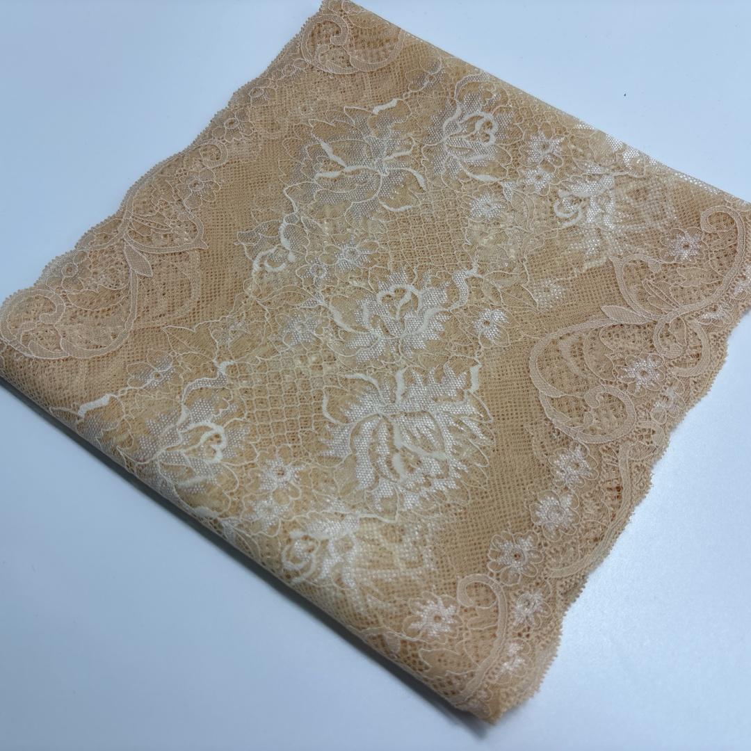 

Эластичная швейная кружевная отделка шириной 20,5 см, кружево из спандекса для нижнего белья, бюстгальтеров, нижнего белья, платьев, одежды, рукоделия (Светло-бежевый) 1 meter x 20.5 cm светло-бежевый