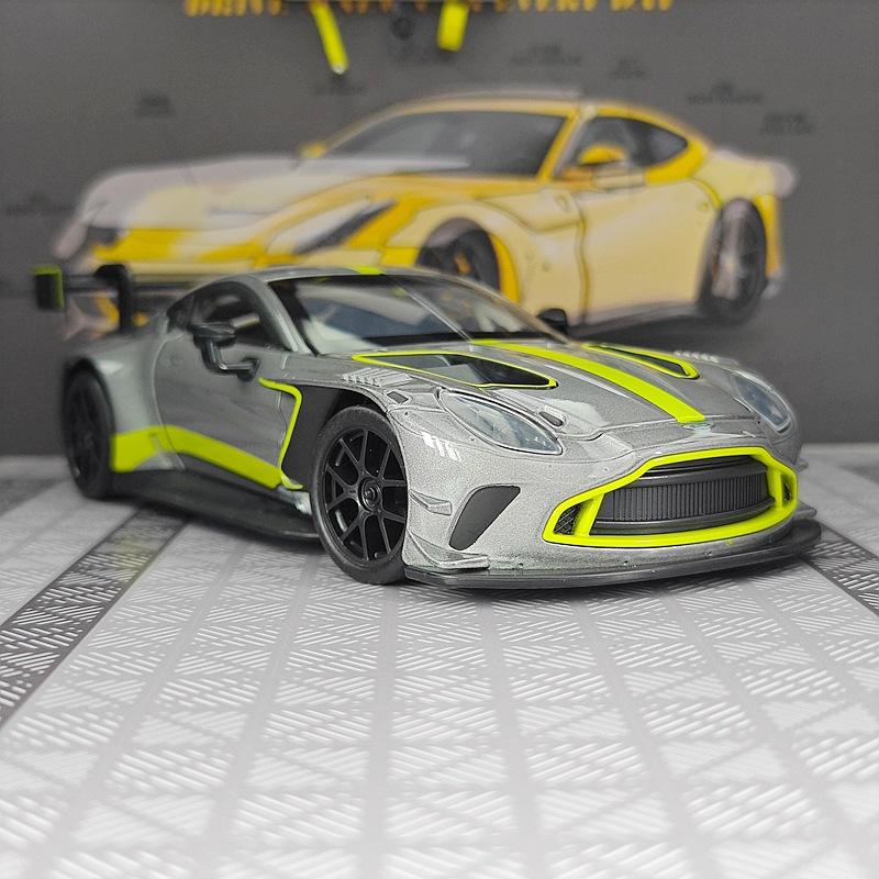 1:24 BMW M4 GT3 Alloy Sports Car Model Diecasts Metal Track Racing Car Model Simulation Sound and Light Collection Kids Toy Gift