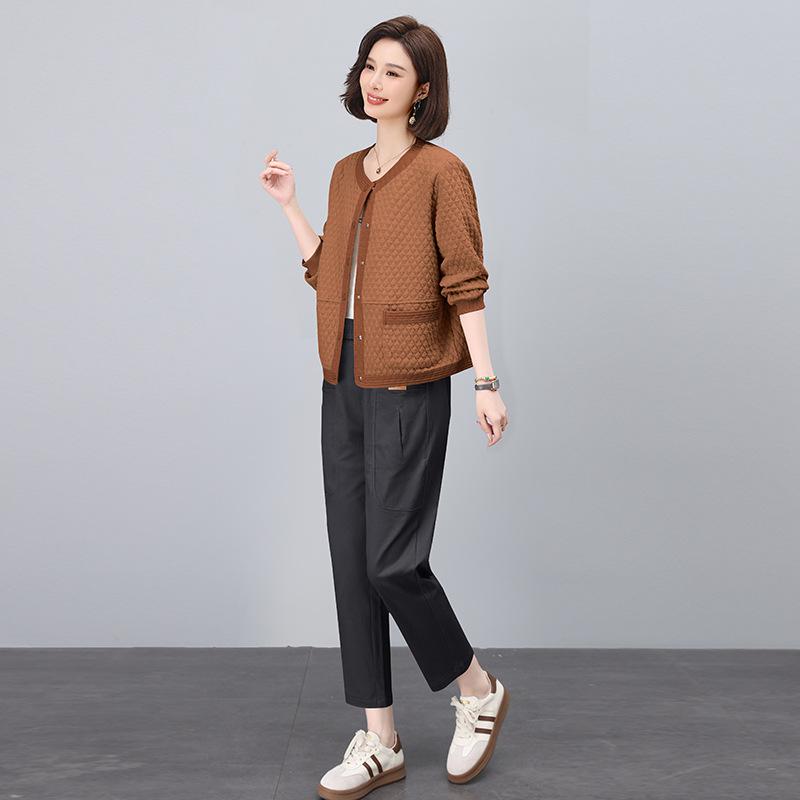 Women's Spring/Autumn Loose Baseball Jacket - Button Cardigan Top for Middle-Aged Moms (2025 Collection)
