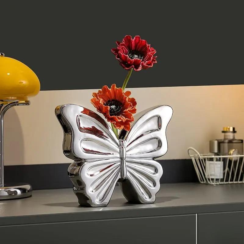 Butterfly Vase Ceramic Dried Flower Container for Room and Dining Table Butterfly Decorative Vase for Living Room Decoration New