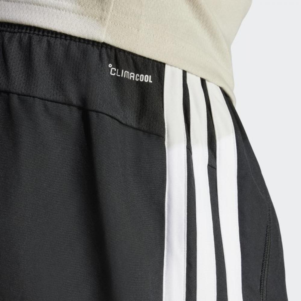 Adidas Men S eSSential Triening 3S Woven ShortS Made Of Lightweight Woven Material