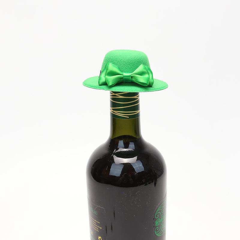 Green wine bottle cap, green wine bottle body bow lace decoration, party scene decoration props, exquisite and unique, adding festive party atmosphere