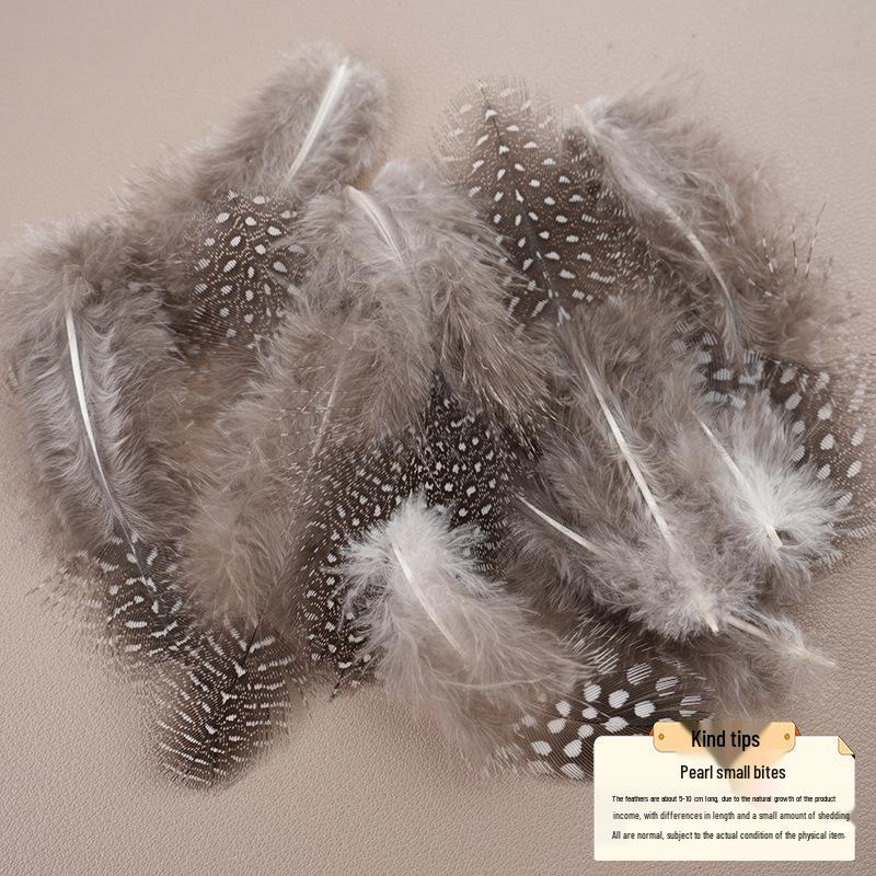 Piume a pois naturali per accessori fai-da-te per bastoncini stimola-gatto - 50 pezzi.