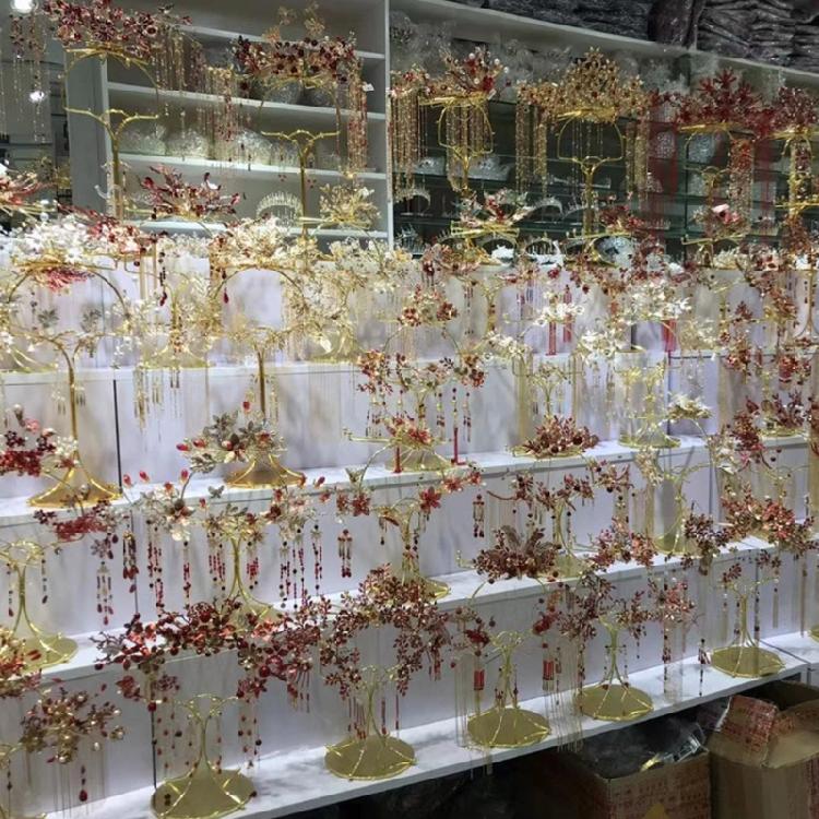 Exquisite und schicke Schmuck-Ausstellungshalterung Chinesische Phönix-Krone-Halterung Halskette