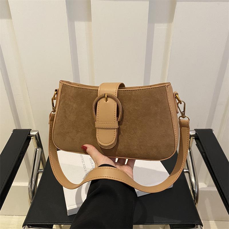 

Трендовая женская квадратная замшевая сумка через плечо в стиле ретро 2025 хаки