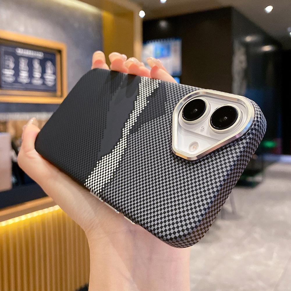 Striped Mountain Pattern Carbon Fibre Magnetic Phone Case for iPhone 16 15 14 13 12 11 Pro Max Magsafe Charging Hard Back Cover