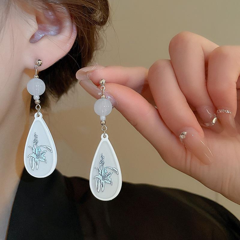 New Chinese Style Oil Drop Butterfly Flower Gourd Pearl Fringed Earrings Retro Ear Hook Light Luxury National Style Earrings Women