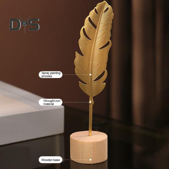 Goldene Ginkgoblatt-Dekoration mit Holzsockel, Metallfederblätter, Schneeflockenfigur, Statue, Skulptur, Home-Office, Wohnzimmer, Schreibtisch-Ornament