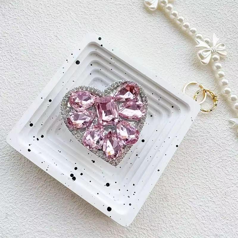 Elegant Heart-Shaped Diamond-Inlaid Foldable Desktop Stand for Binge-Watching