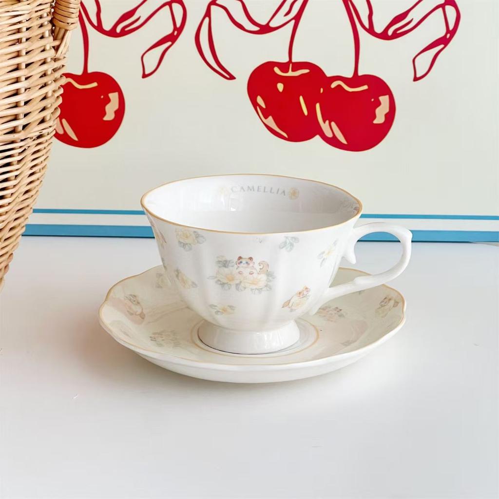 250ML Design Luxueux Sens du Haut de Gamme Tasses à Café Françaises Niche Exquis Ensemble Fait Main Ensemble Tasse et Soucoupe Européens Boîte Cadeau