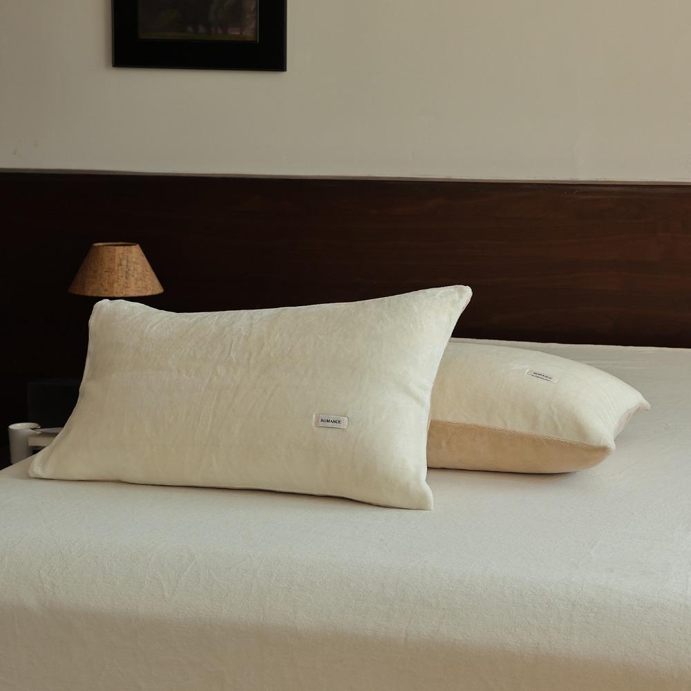 2PCS Soft Milk Velvet Pillowcase Comfortable Pillow Case Simple Pillowcase Autumn and Winter