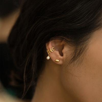 Leaves Ear Clip Creative Imitation Pearl Pendant Ear Cuff Non-Piercing Clip Earrings for Women Trendy Jewelry Accessories Christmas Birthday Gift