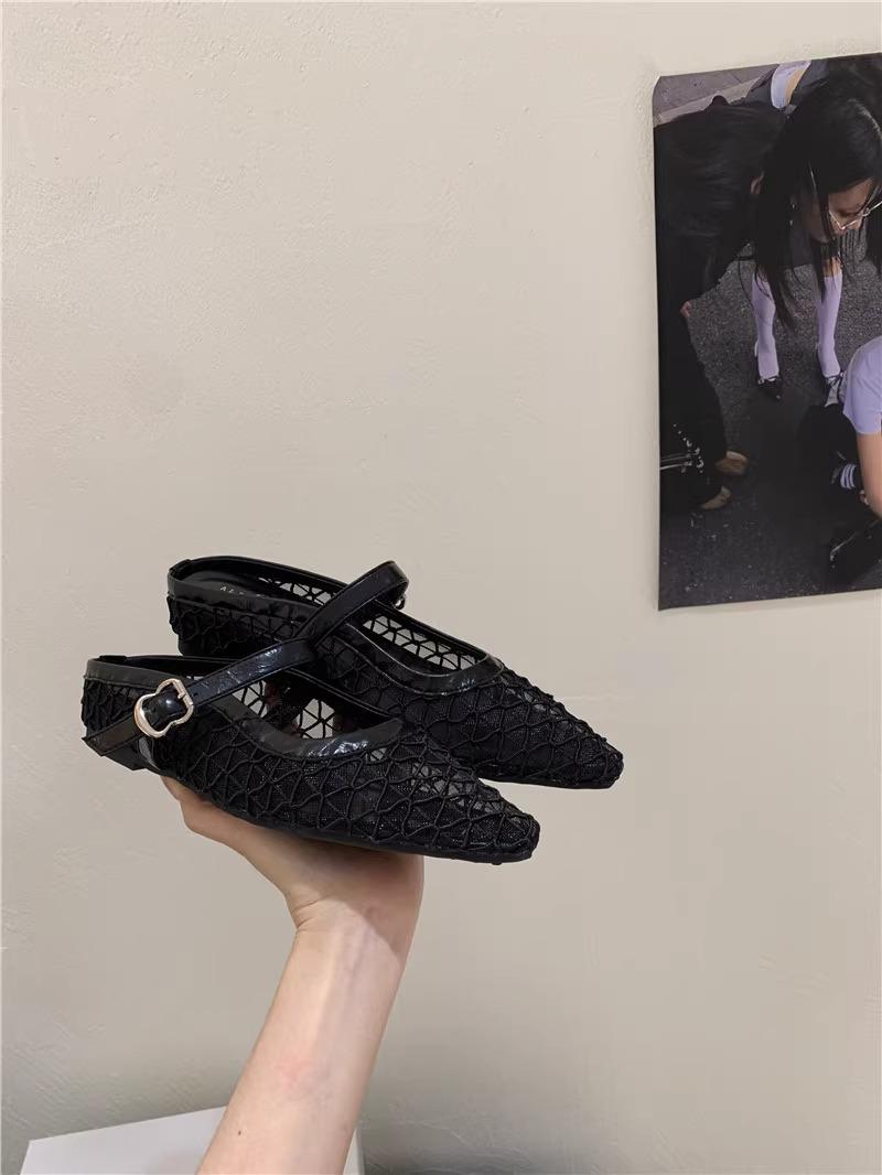 

Летние женские тапочки 2025 Новые дышащие сетчатые балетки Роскошные тапочки на танкетке с острым носком и высоким каблуком Женская обувь 35 чёрный