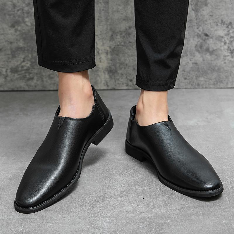 Herren Modische Koreanische Slip-On Lederschuhe, Lässig bis Formell, Spitze Zehenpartie