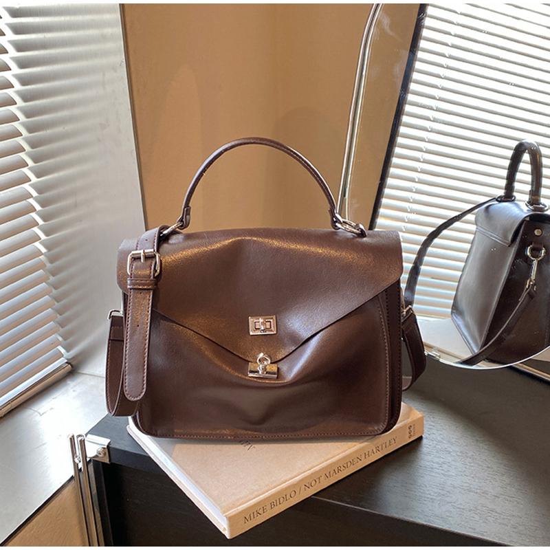 Autumn Matte Shoulder Bag for Women Designer Fashion Traveling To Work Ladies Square Bags Messenger Bag Feminine