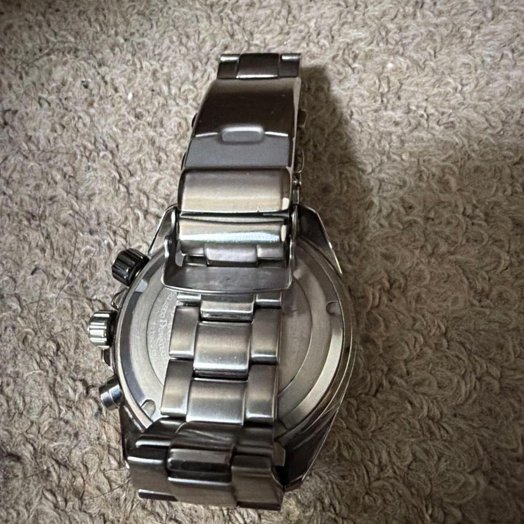 Used CITIZEN PROMASTER Promaster Divers 200m Eco Drive Has a Hanger On the Glass On the Front and Is Suitable for Everyday Use.