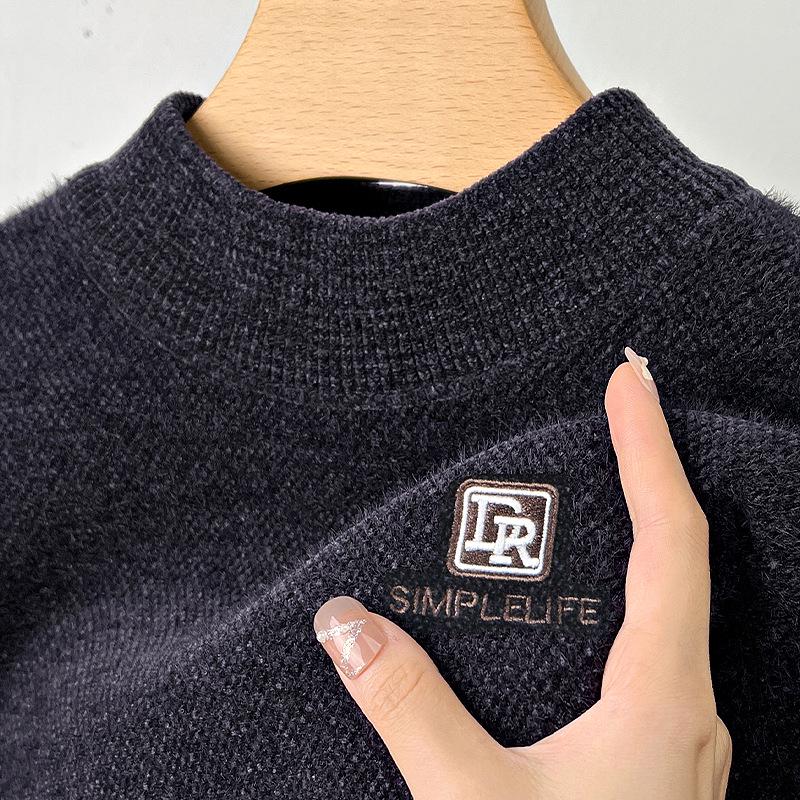 2025 Winter Men's Embroidered Fleece Sweater - Round Neck, Plus Velvet Chenille Knit, Thickened Base Layer Top