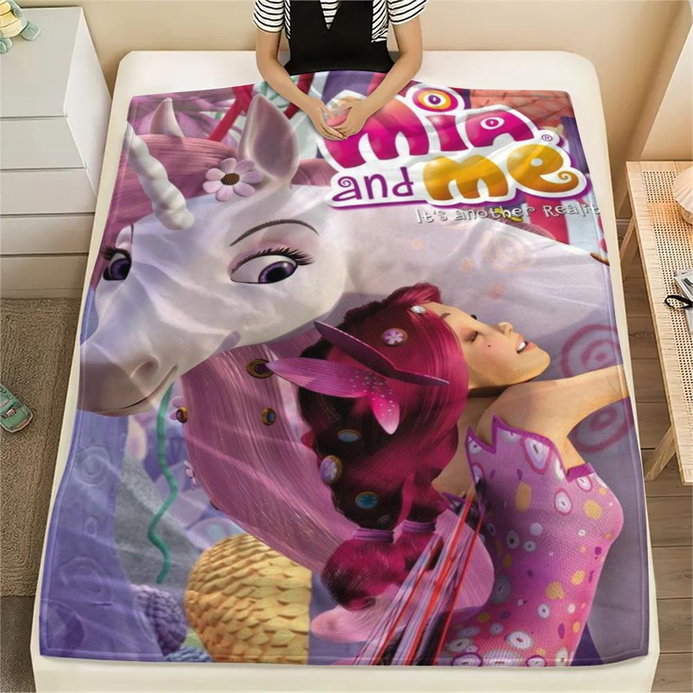 

1PC Mia And Me Print Flannel Blanket, High quality Comfortable for All Seasons, Home Decor, Warmth and Comfort, Perfect for Christmas Gifts 89 80cm x 120cm