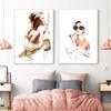 Minimalist Kadın için Ruj Uygulanan Tuval Boyama Sanat Görüntüsü ile Modern Moda Duvar Posterleri Baskılar Oturma Odası Yatak Odası Ev Duvar Dekorasyonu için