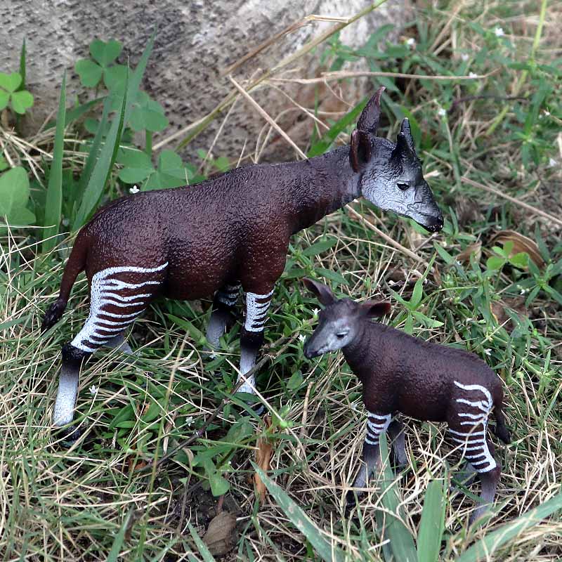 Oenux Classic Wild African Animals Simulation Okapi Wildebeest Action Figure Figurines PVC Model Education School Kid Toys Gift
