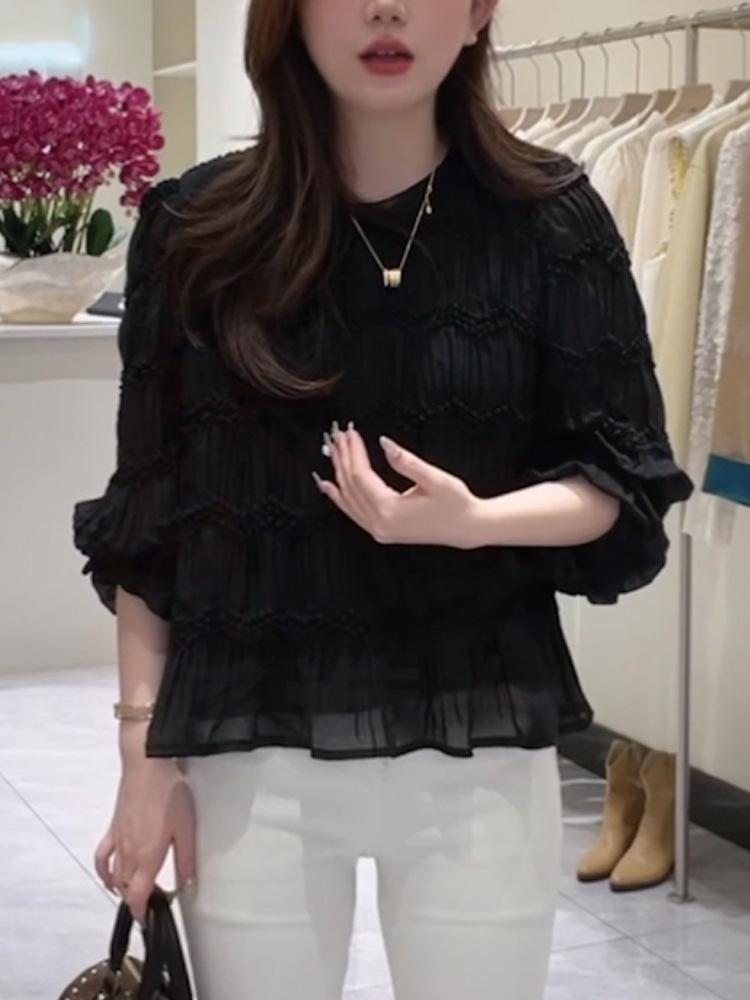 

Весна 2025 Женская блузка из легкой ткани с французскими плиссировками - Дизайн высокого класса со сладким характером, круглый вырез. Medium чёрный