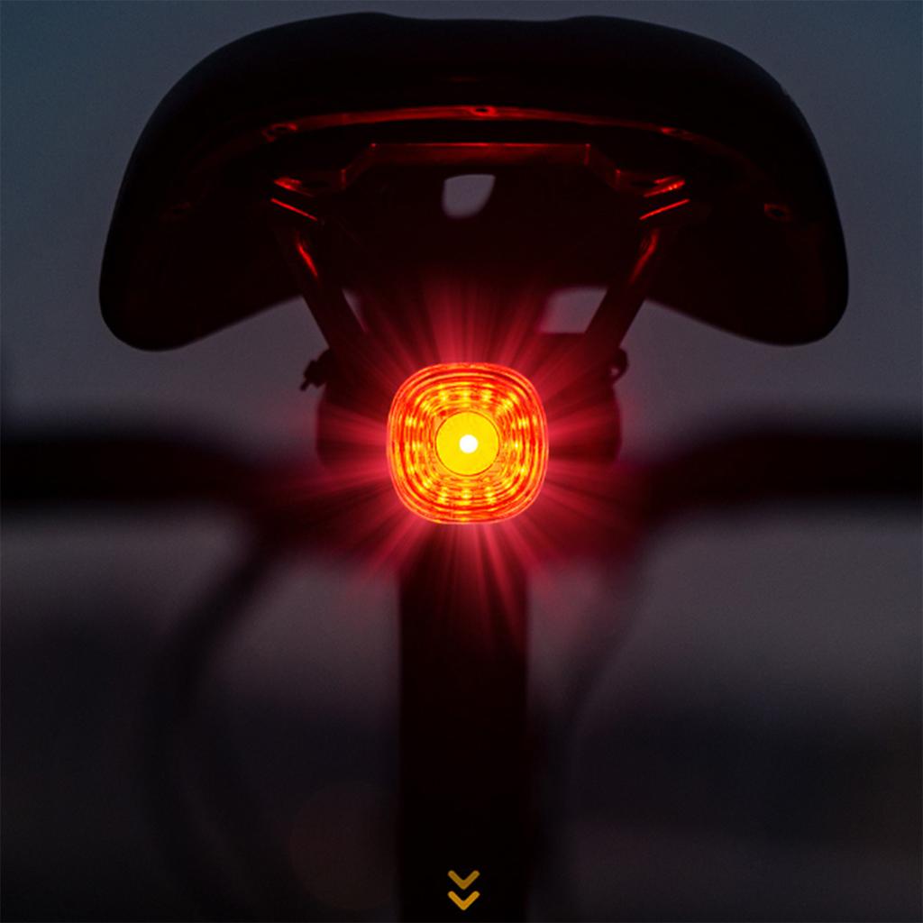 Waterproofs Bicycles Back Light Intelligent Bike Tail Light Cycling Safety Brake Taillight Brake Sensing Bike Rear Light