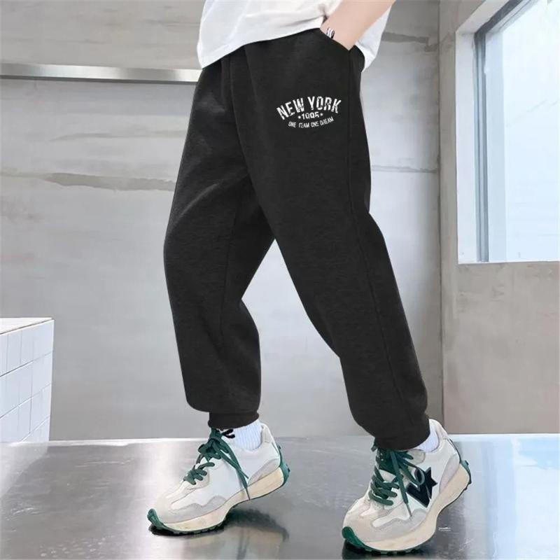 Sportliche Sweatpants mit Buchstabenaufdruck für Kinder Mode Lockere Lange Hose Jogginghose Jungen Freizeit Dünne Sporthose
