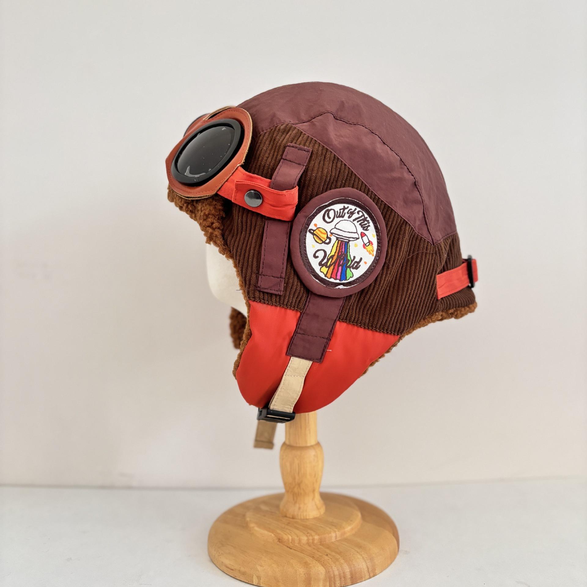 

Winter warm corduroy splicing thickened ear protectors flying cap contrasting color removable glasses Lei Feng hat female tide M（56-58cm） темно-коричневого