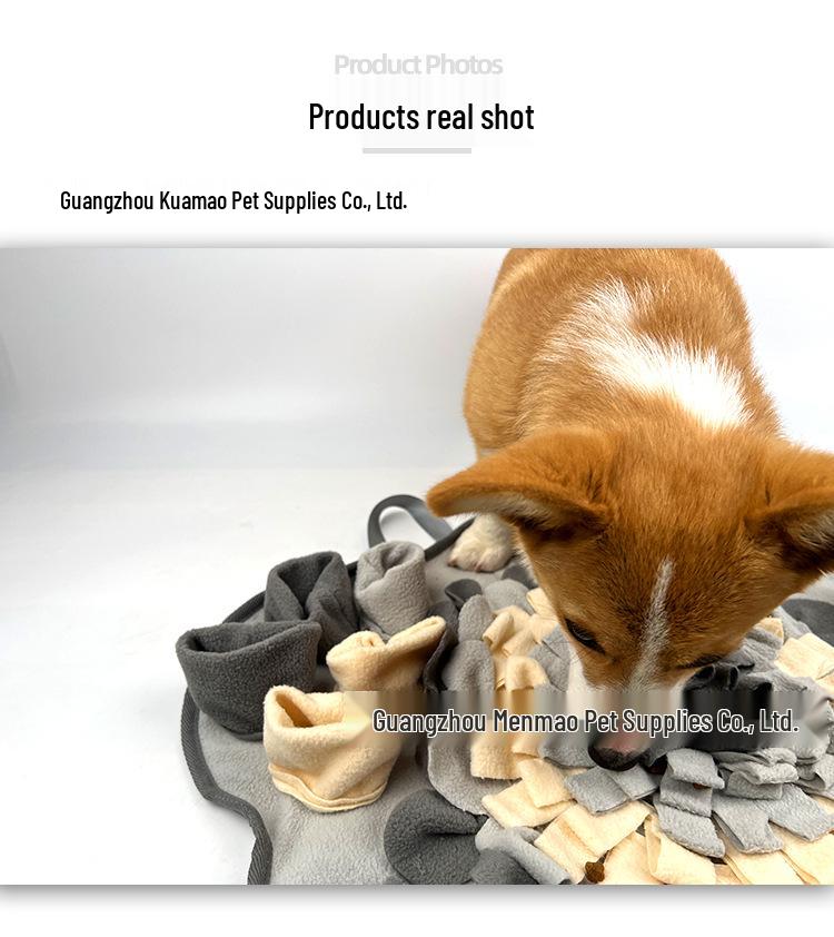 Pet Sniffing Mat - Slow Feed Dog Blanket with Squeaky Flower Design for Puppies and Small To Medium Dogs