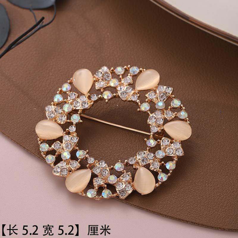 Brooch Premium Niche Accessories Versatile Creative Women's Collar Pin Diamond Anti-light Temperament Corsage