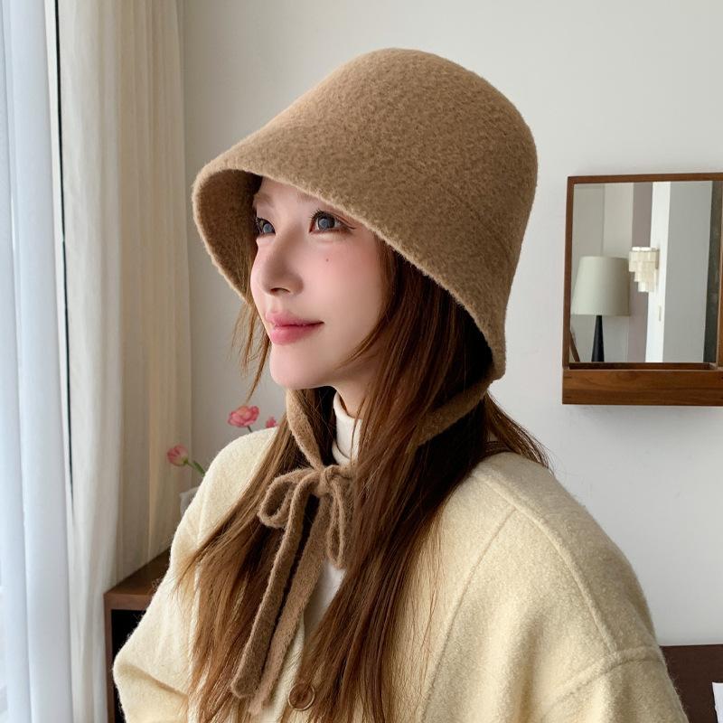Autumn and Winter Hat Female British Style Retro Basin Hat Plush Bucket Hat Outdoor Windproof Bucket Hat