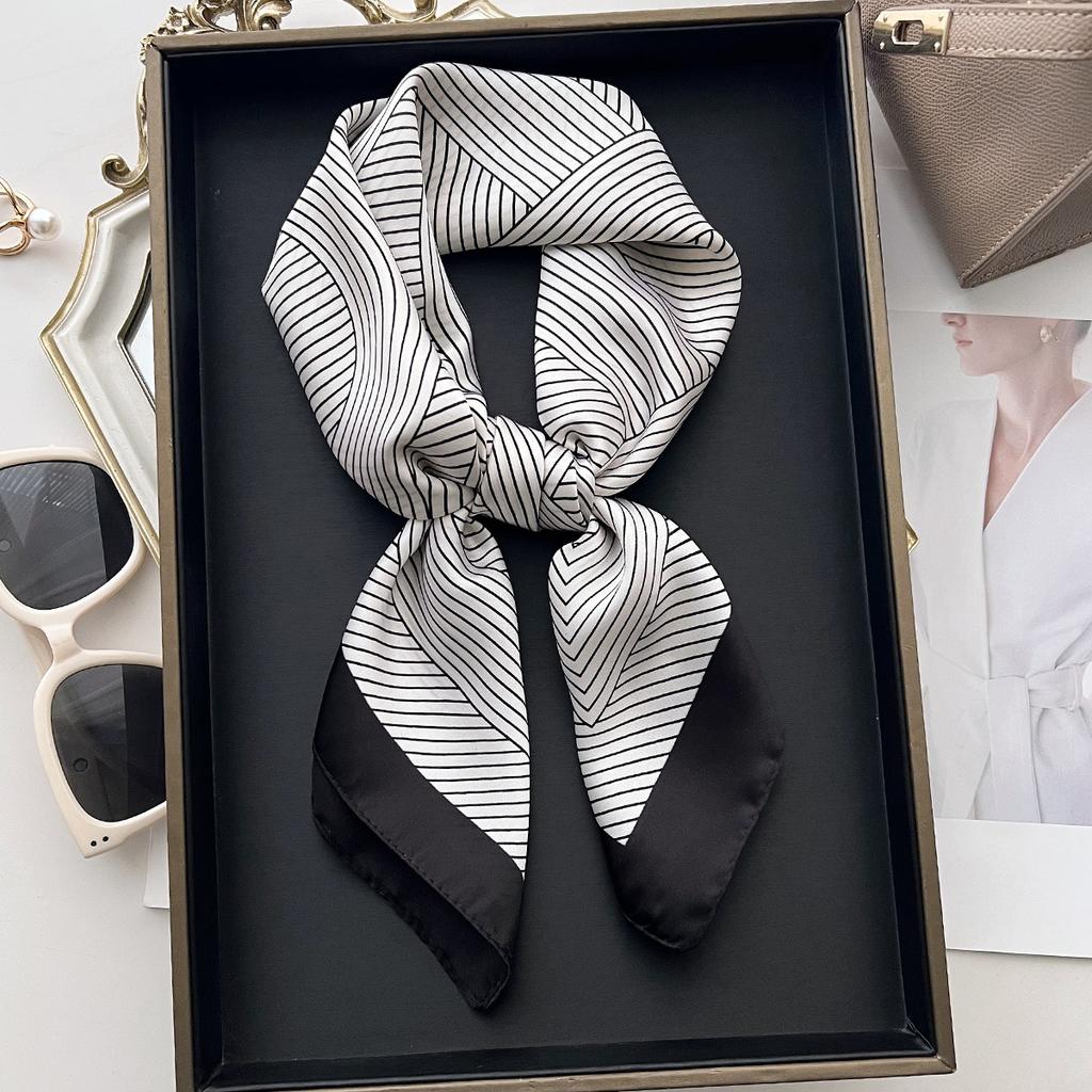 Spring And Summer Striped Simulated Silk Scarf 70 * 70Cm Small Square Scarf For Women With T-Shirt Shawl Decoration Tied Bag Scarf